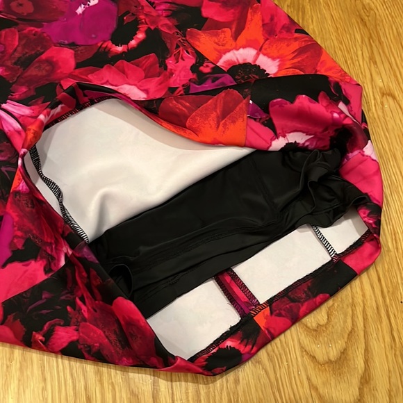 Very nice dress Guess - Picture 3 of 6